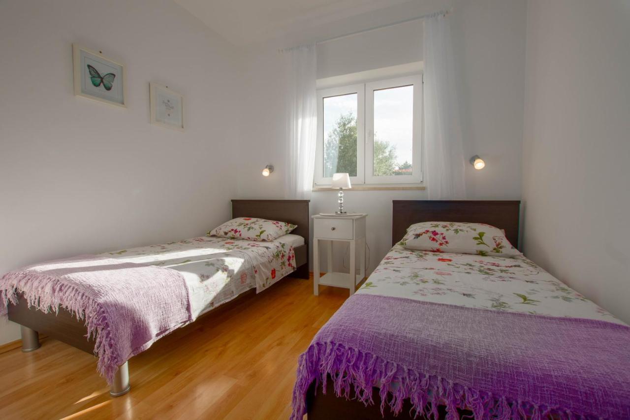 Apartment Lucija, Stinjan Pola Esterno foto