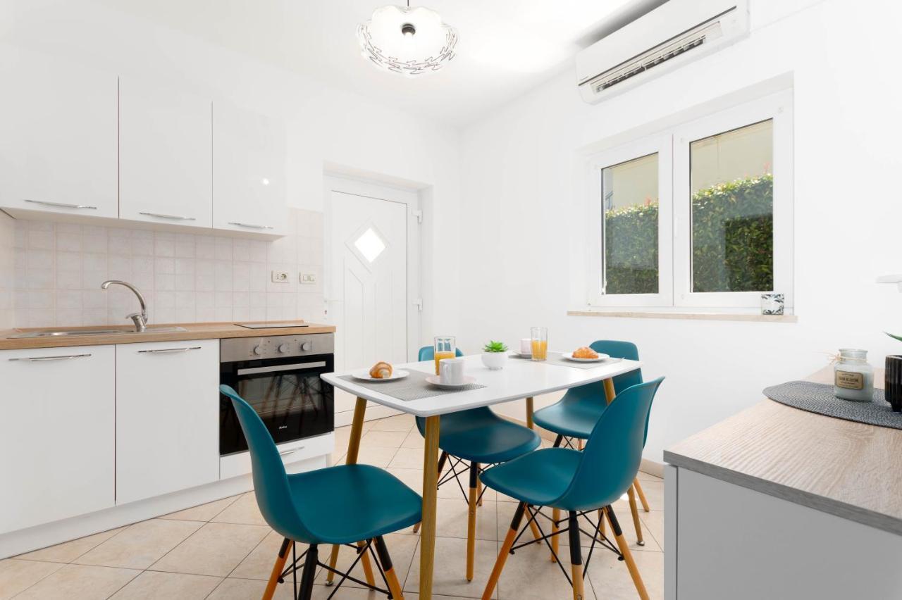 Apartment Lucija, Stinjan Pola Esterno foto